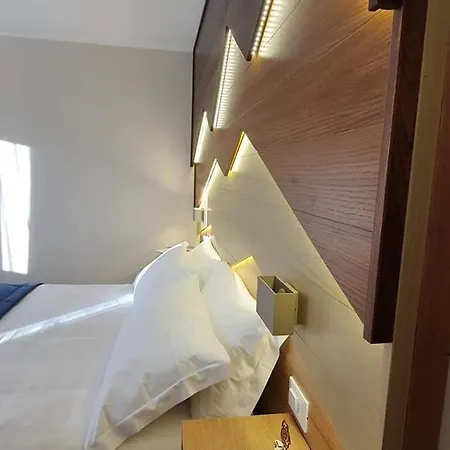 Hotell Miramonti Castel del Monte (Abruzzo)